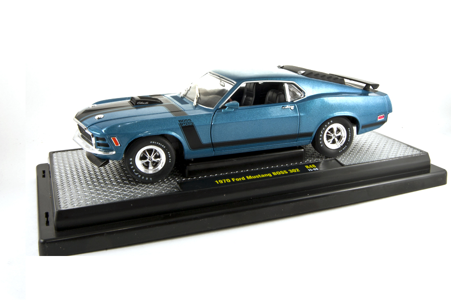 1970 FORD MUSTANG BOSS 302 Green ** m2 Machines Detroit Muscle 1:64 OVP 